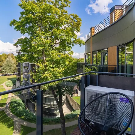 2 Bedroom Apt, 2 Garage Spots & Balconies, Self Check-in, By Cohost Apartment Druskininkai