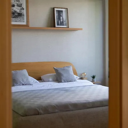 2 Bedroom Apt, 2 Garage Spots & Balconies, Self Check-in, By Cohost * Druskininkai