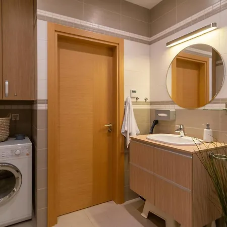 2 Bedroom Apt, 2 Garage Spots & Balconies, Self Check-in, By Cohost Apartment Druskininkai