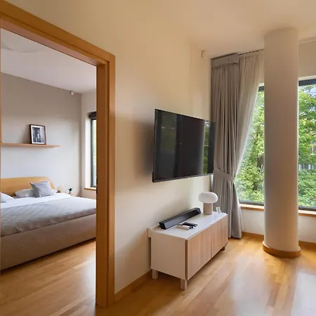 2 Bedroom Apt, 2 Garage Spots & Balconies, Self Check-in, By Cohost * Druskininkai